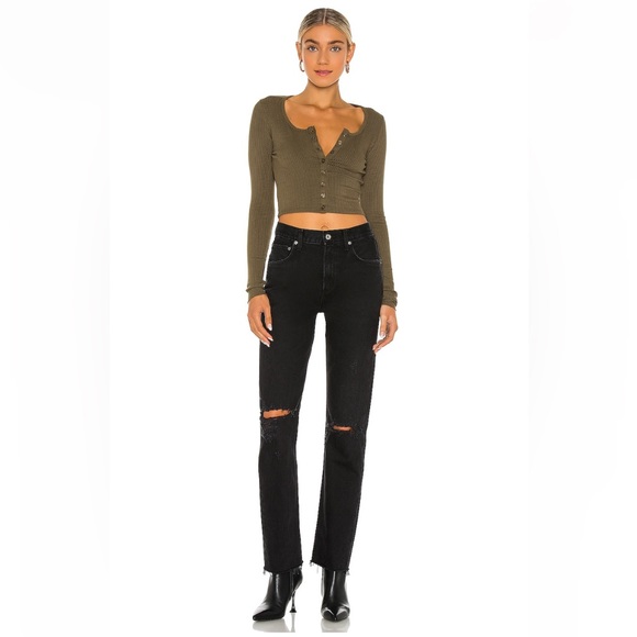 The Range Green Long Sleeved Cropped Top - Picture 2 of 9